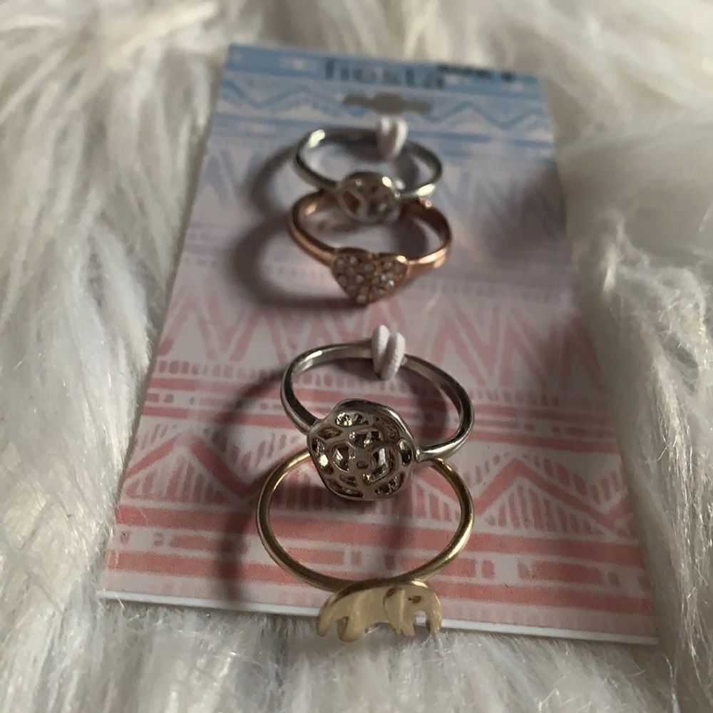Set of 5 rings